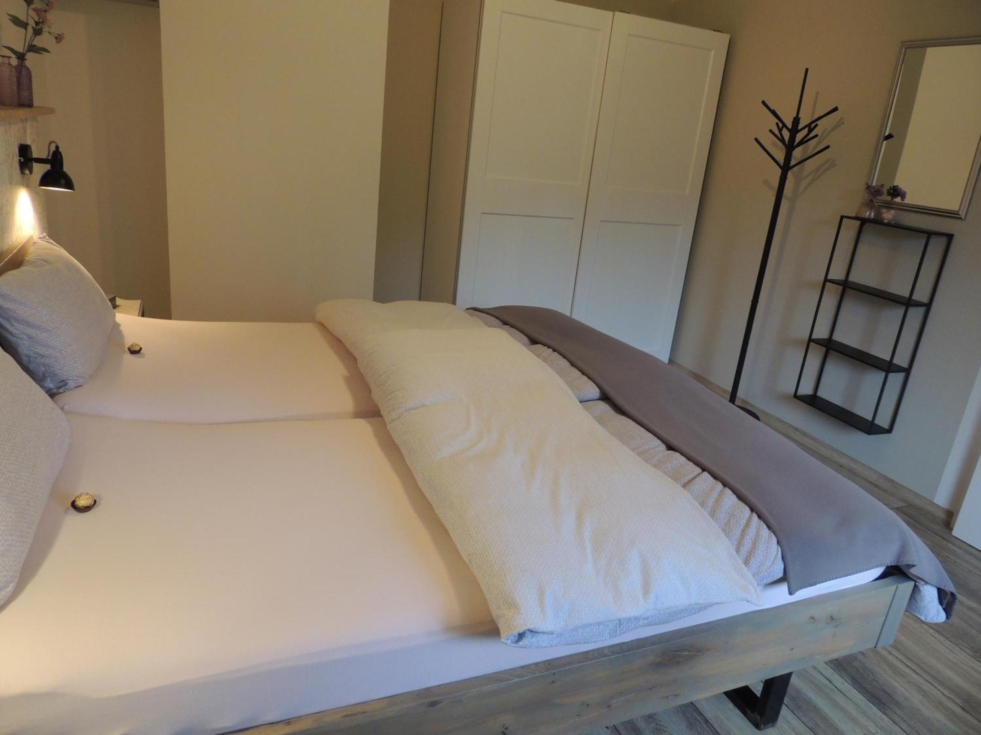 Ferienwohnung Butscher ايسني ام الغو المظهر الخارجي الصورة